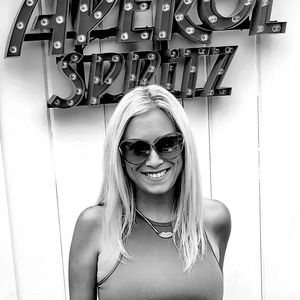 Meet your Posher, Sharon